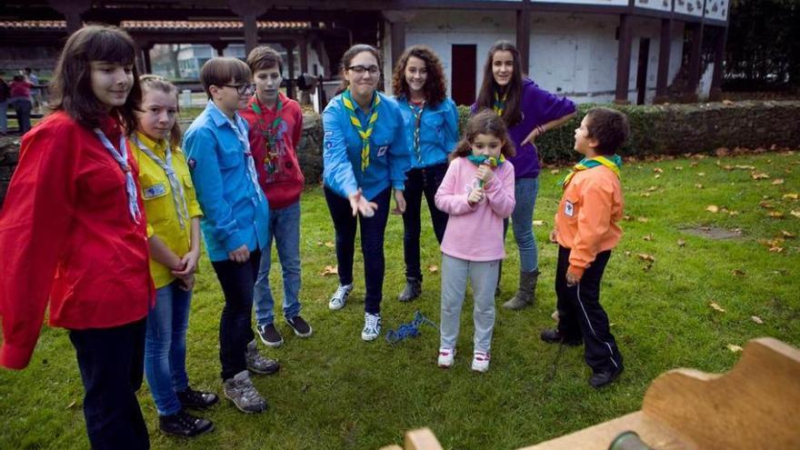 Una actividad del grupo scout &quot;San Miguel&quot; en el Tendayu.