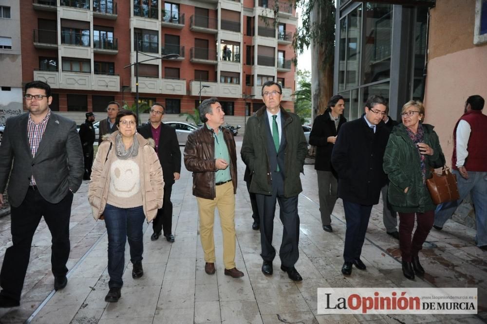 ¡Ya es Navidad en Murcia! Con pista de hielo inclu