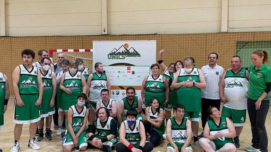 L&#039;equip d&#039;UnicsCerdanya amb jugadors amb discapactitat intel·lectual de la comarca