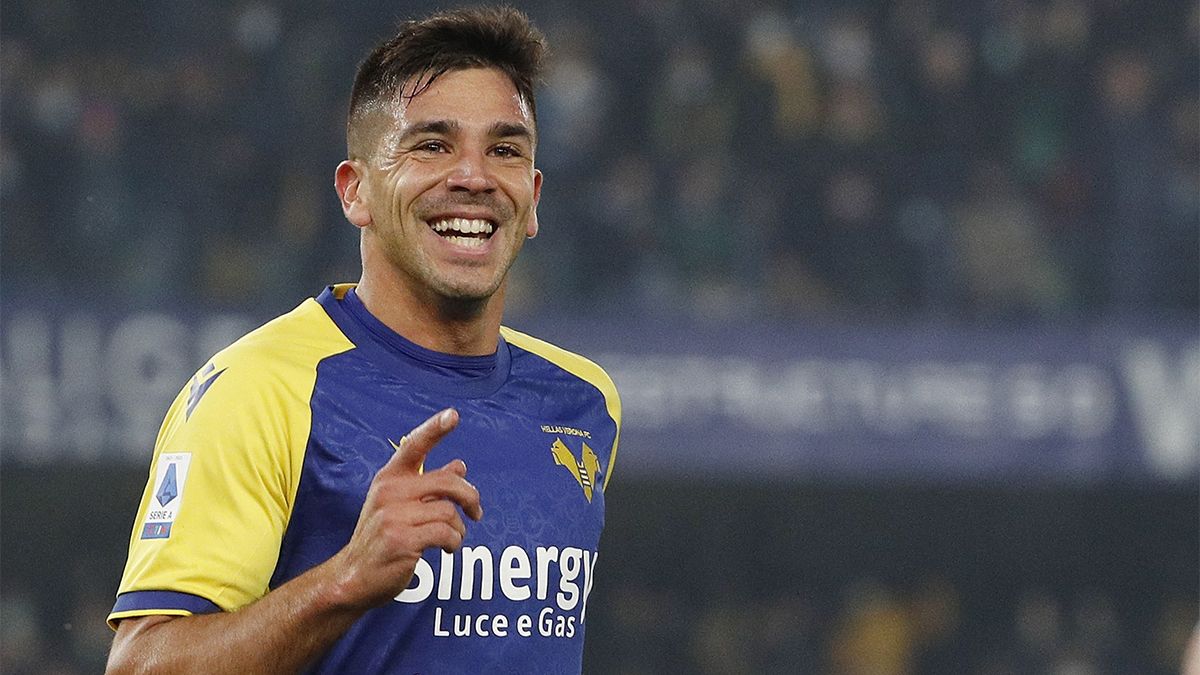 Giovanni Simeone disfruta goleando en el Hellas Verona