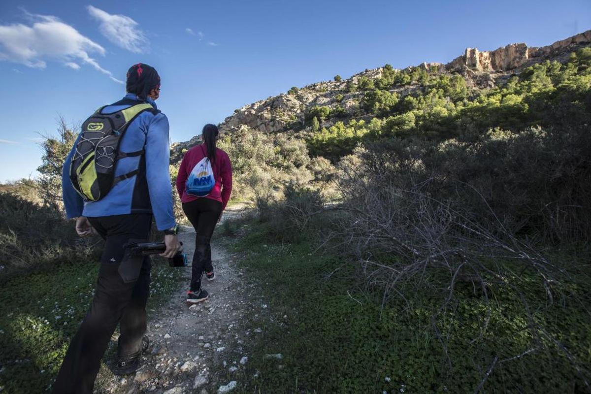 La Serra Grossa de Alicante, un paraje de ensueño frente al mar