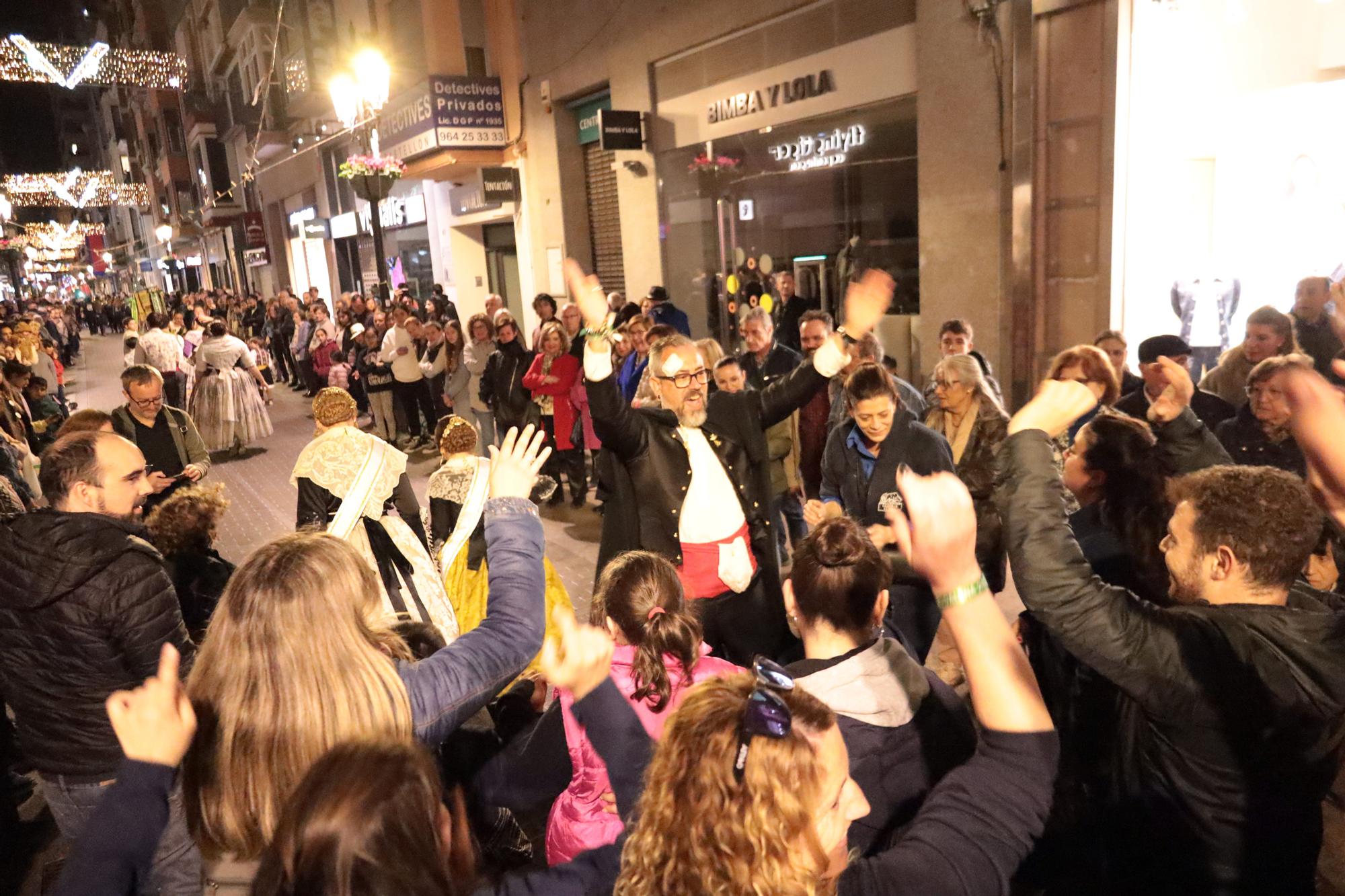 GALERÍA | Desfile de final de fiestas