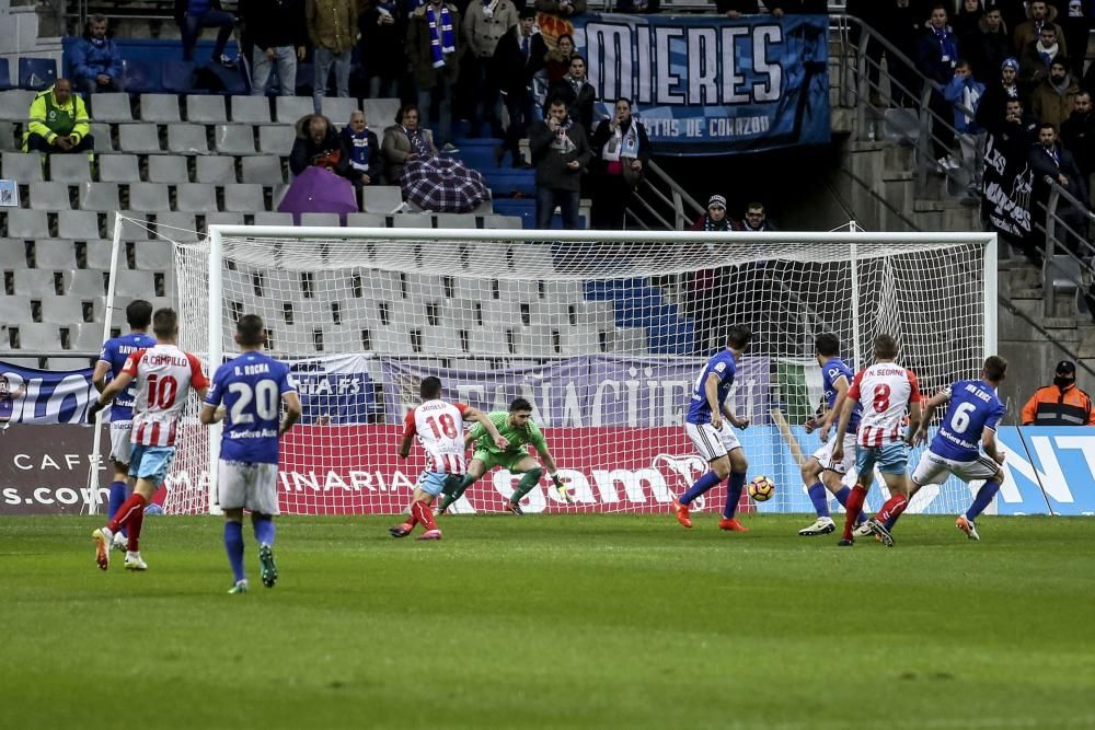 El partido entre el Real Oviedo y el Lugo, en imágenes