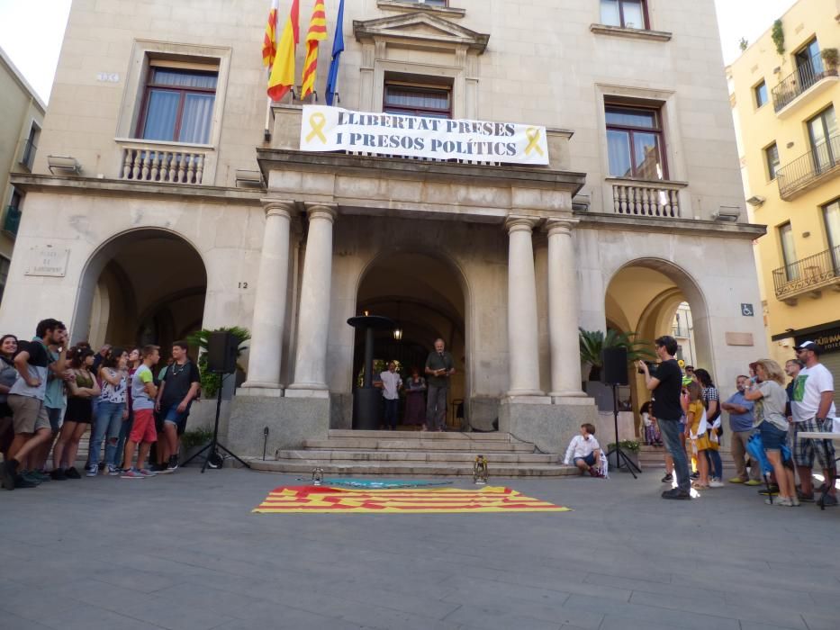 Nit de revetlla amb la Flama del Canigó