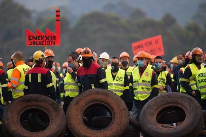 Protestas contra los despidos en Alcoa San Cibrao