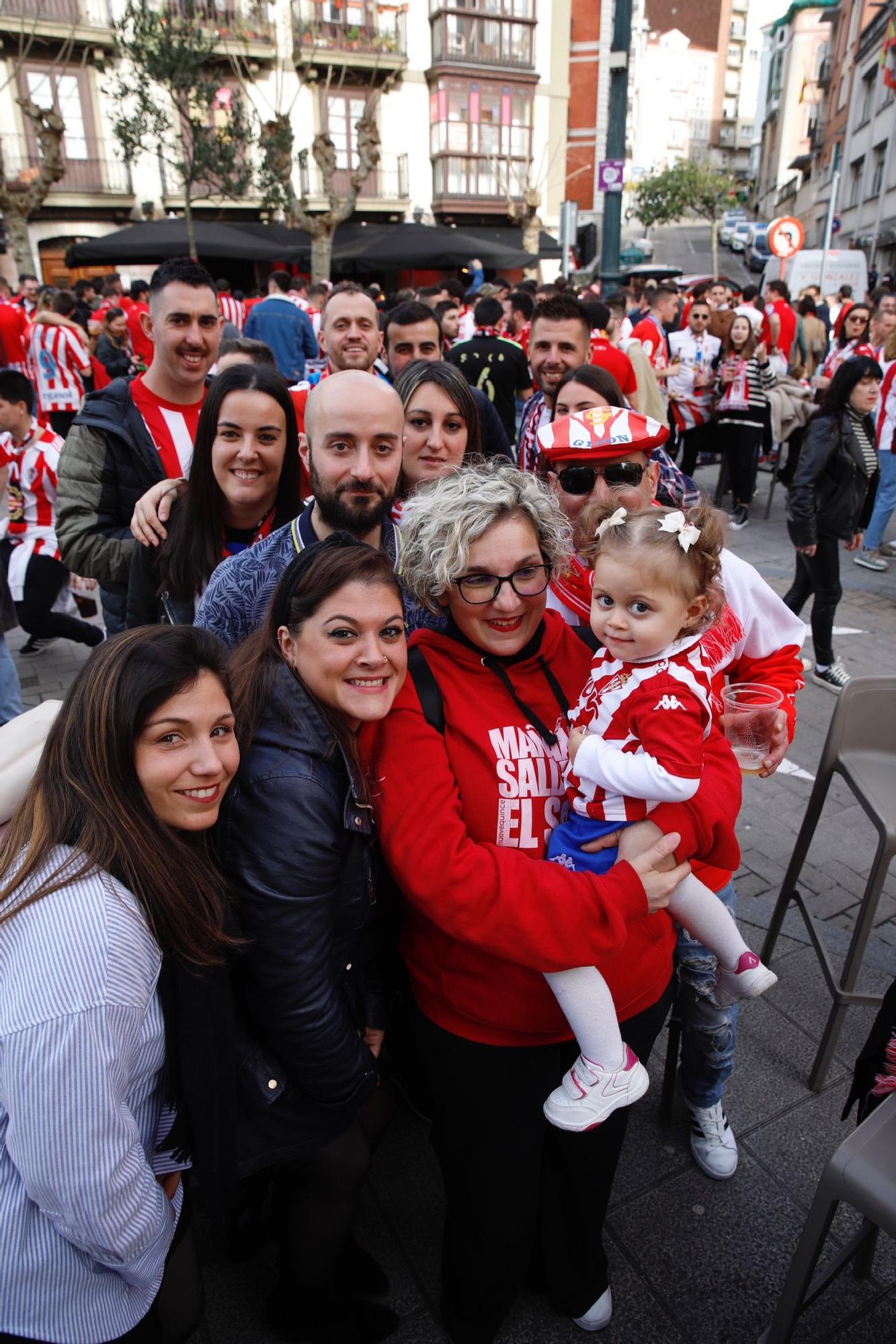 La Mareona del Sporting inunda el centro de Santander