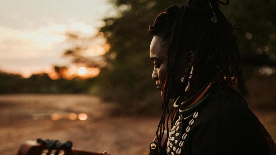 Mariaa Siga lleva sus raíces africanas al Convento de Santo Domingo de La Laguna