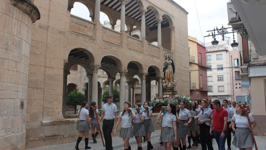 En romería desde el Colegio Santo Domingo de Orihuela al Santuario de Nuestra Señora de Monserrate