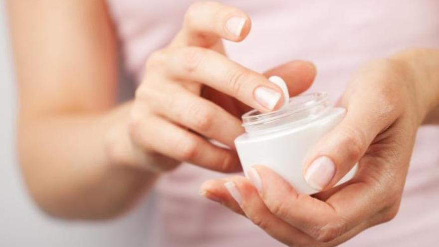 La crema para la piel que Sanidad está retirando de las farmacias españolas por suponer un riesgo para los usuarios