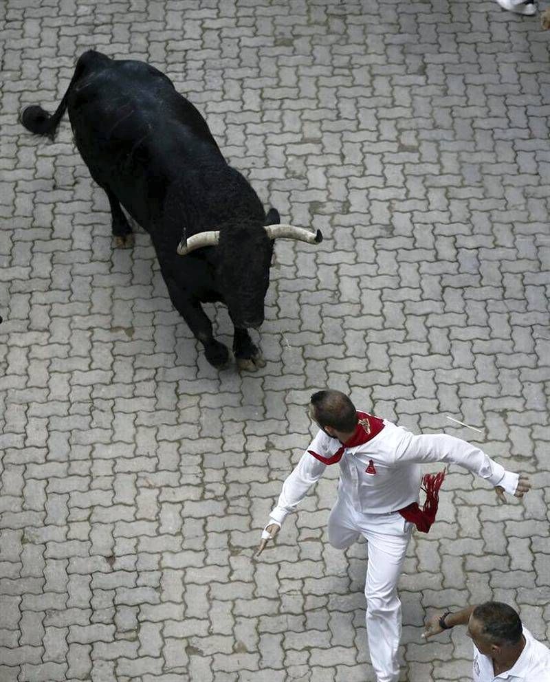 Fotogalería: 6º encierro de los Sanfermines 2013