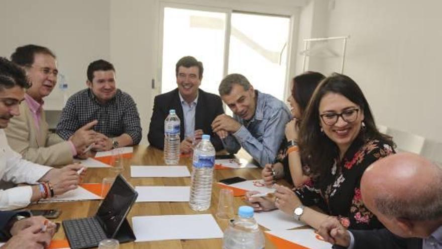 Una imagen de la ejecutiva regional de Ciudadanos, reunida hace unas semanas en Alicante.