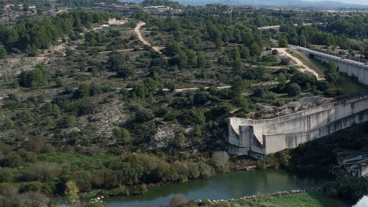 Embassament de Bellús (València)
