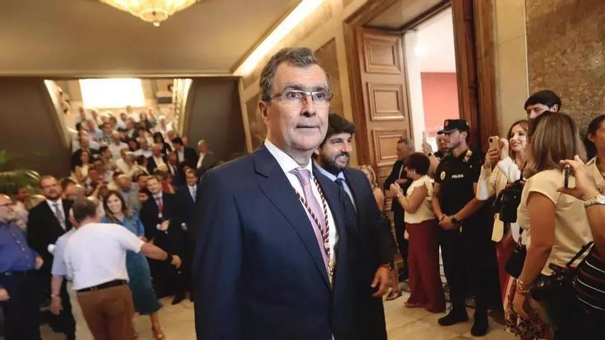 El Ayuntamiento de Murcia establece 3 días de luto oficial por el fallecimiento del alcalde José Ballesta