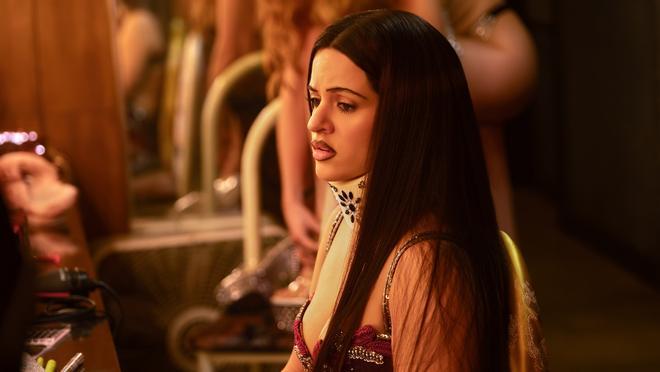 'Euphoria' confirma que Rosalía tiene madera de actriz: la "españolita choni" que baila 'pole dance'