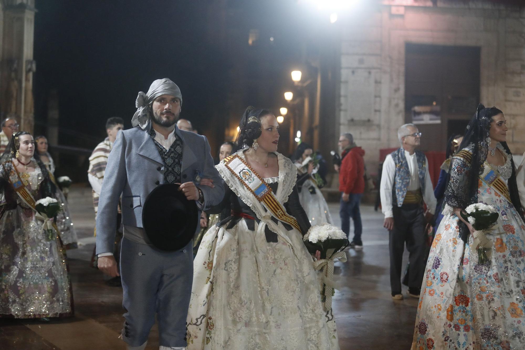 Búscate en la Ofrenda por la calle de la Paz (entre 20.00 y 21. 00 horas)