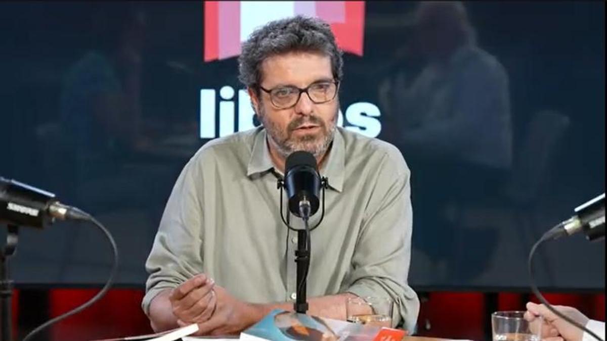 JAUN TREJO | En el vídeopodcast del suplemento ABRIL: “Contar historias siempre va a ser político”
