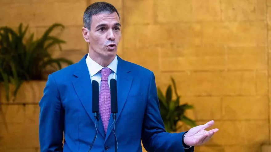 VÍDEO | El presidente del gobierno Pedro Sánchez en rueda de prensa tras hablar con su majestad el rey Felipe VI