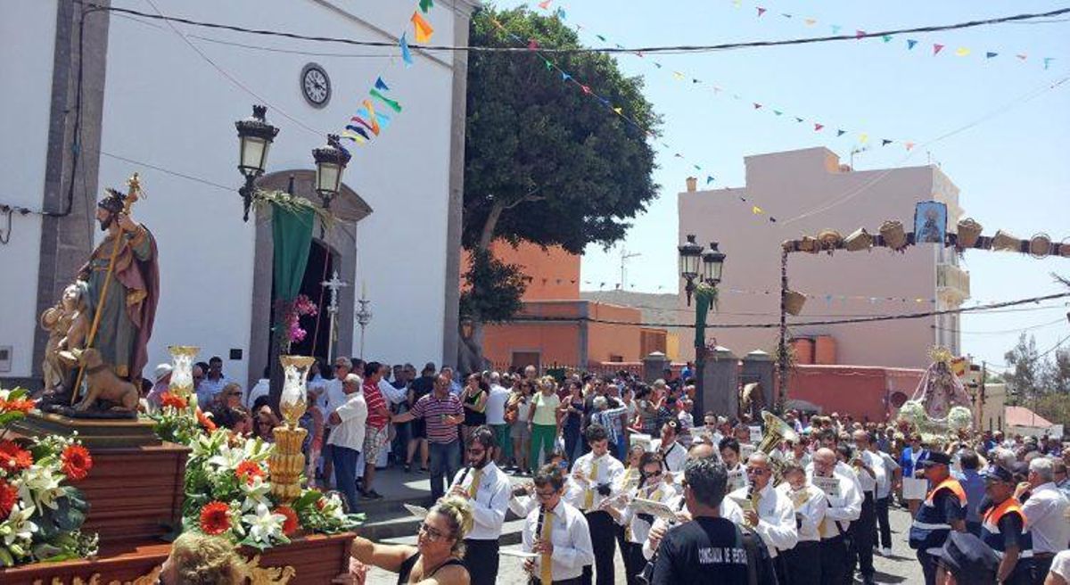 San Roque y Virgen Buen Suceso