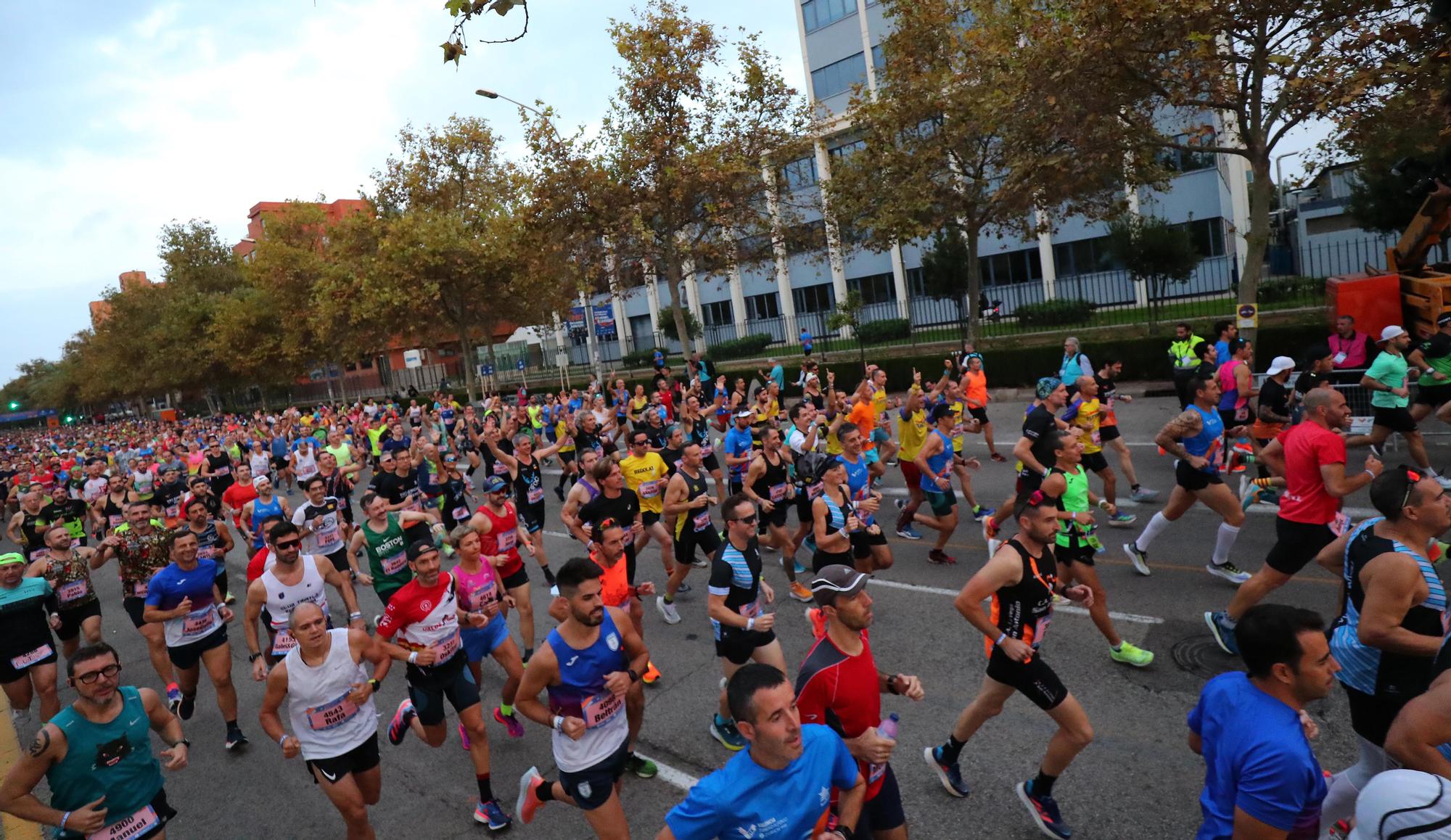 Media Maratón Valencia 2022: Salida y Meta | Busca tu foto