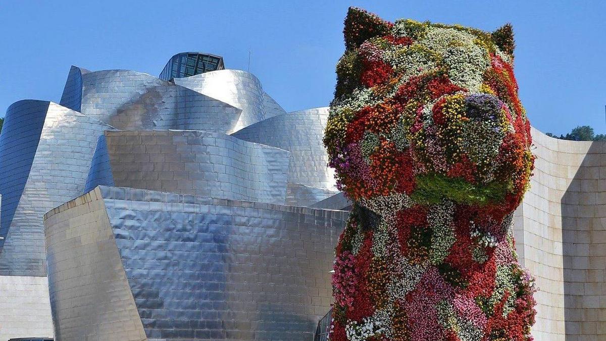 Puppy, la escultura floral del Museo Guggenheim de Bilbao.