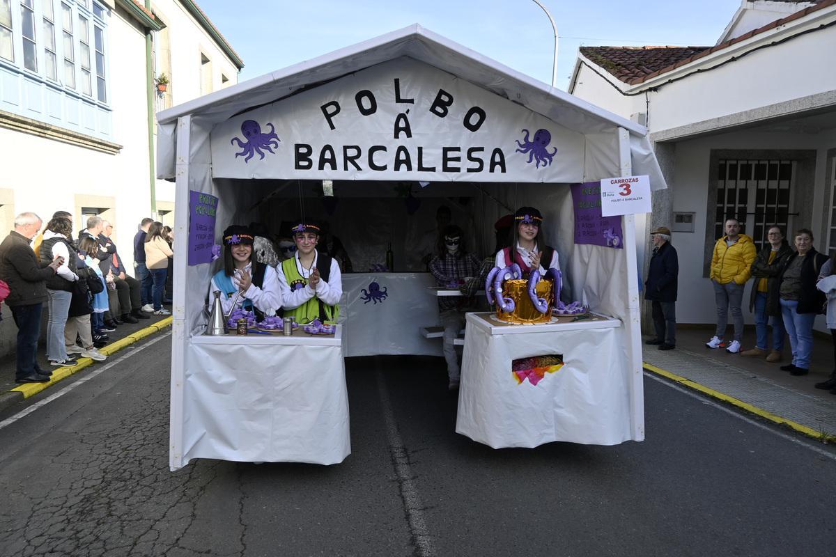 Carroza vencedora en el Entroido celebrado en A Baña