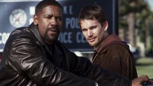 Denzel Washington con Ethan Hawke en Día de entrenamiento