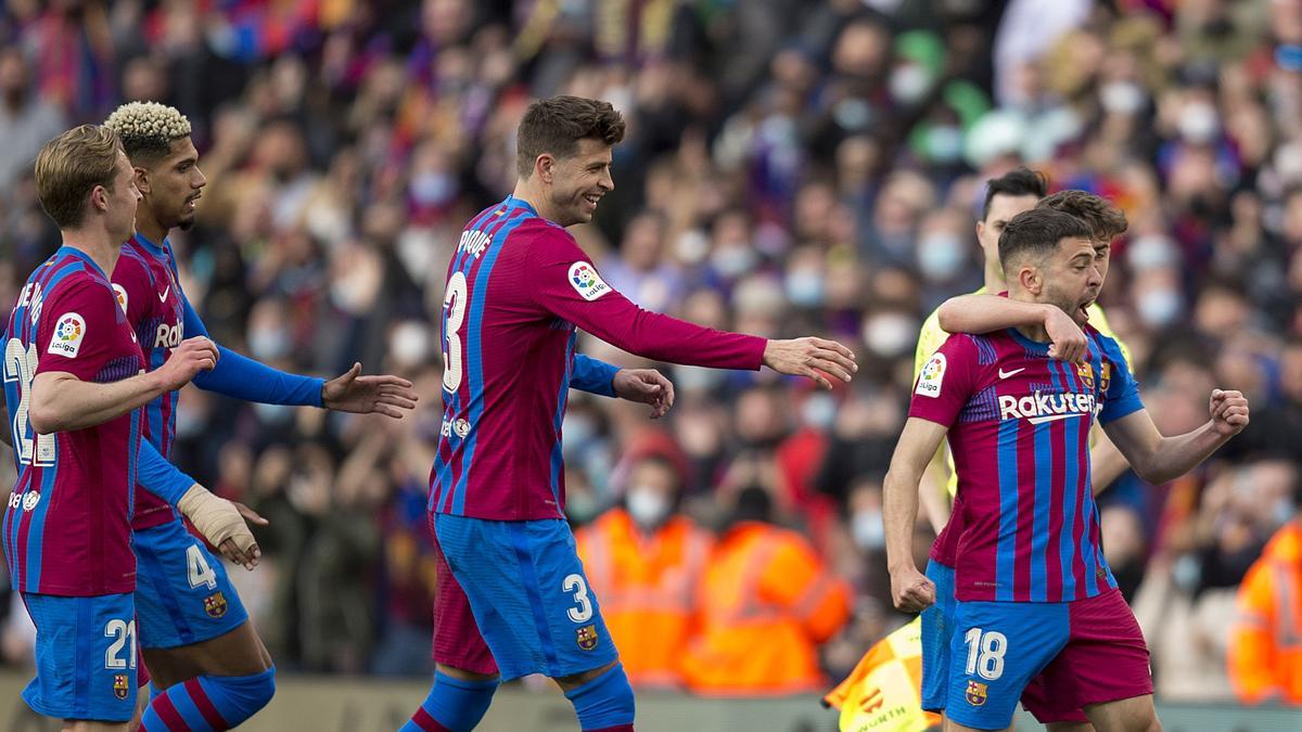 Jordi Alba celebra el gol del empate