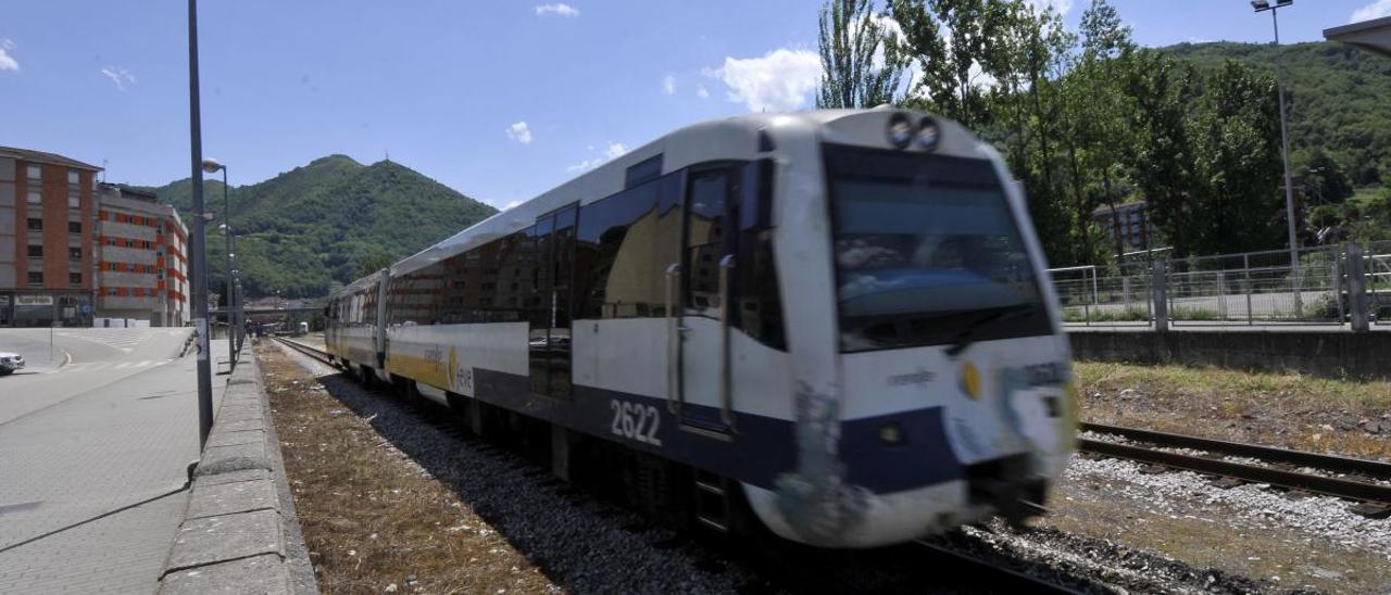 La agonía del tren: Feve Cercanías perdió 3,2 millones de pasajeros desde 2005