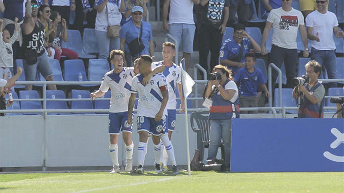 Victoria casi salvadora del Tenerife ante el Oviedo