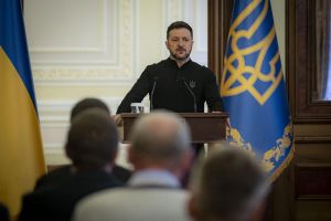 Zelenski informa de casi 60 nuevos ataques rusos pese a la tregua anunciada por Putin