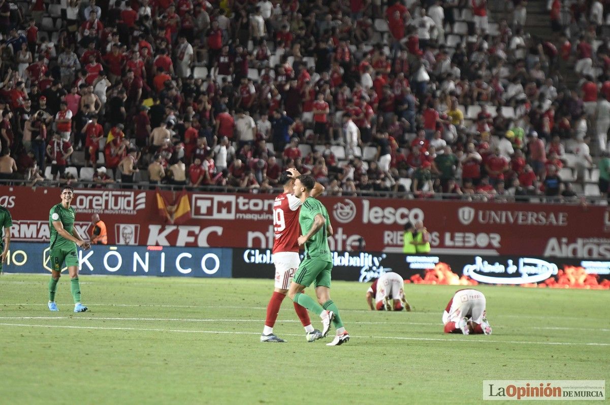 Así fue el encuentro del play off del Real Murcia y el Nástic en la lucha por el ascenso