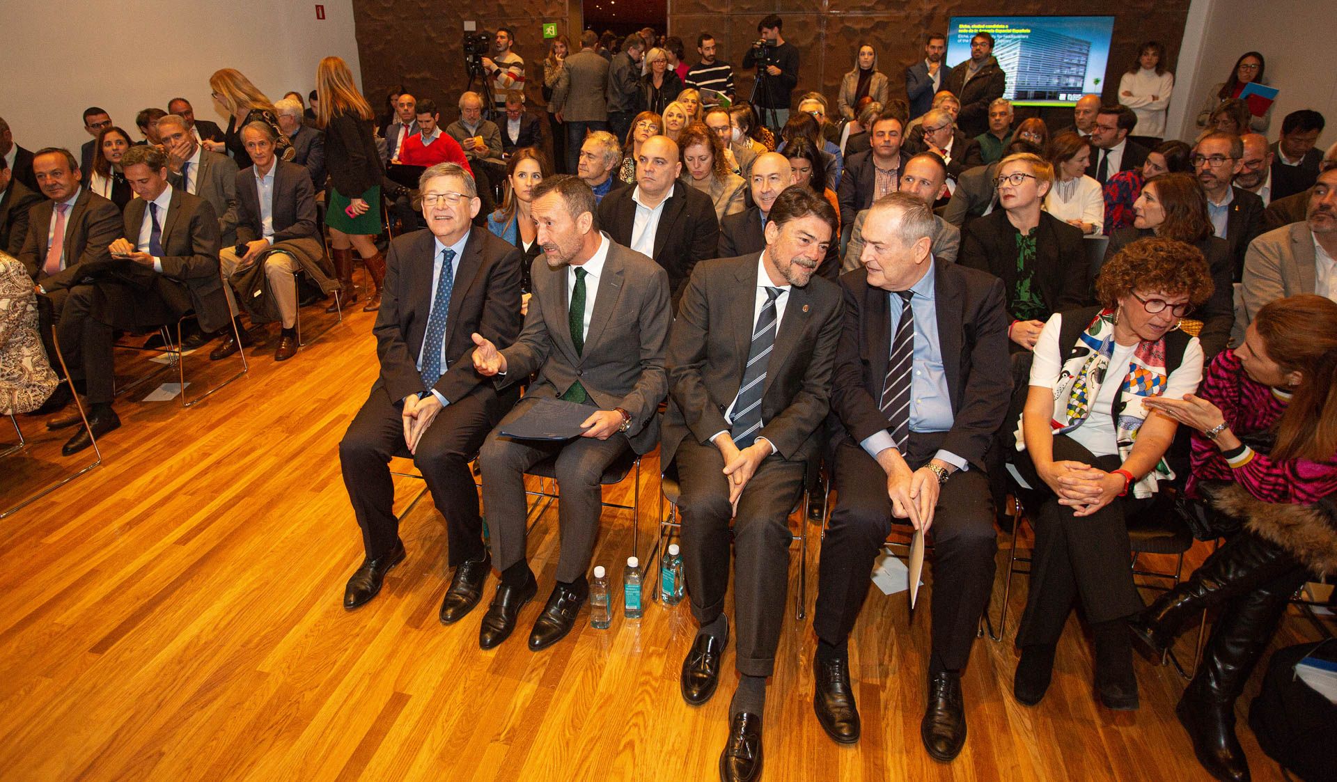 Presentación de las candidaturas de Alicante y Elche a las Agencias de Inteligencia Artificial y la Espacial