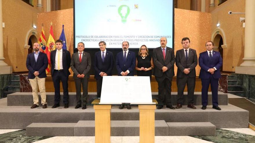 El acto de la firma del protocolo de colaboración para impulsar proyectos en materia de energía en Aragón, ayer. | GOBIERNO DE ARAGÓN