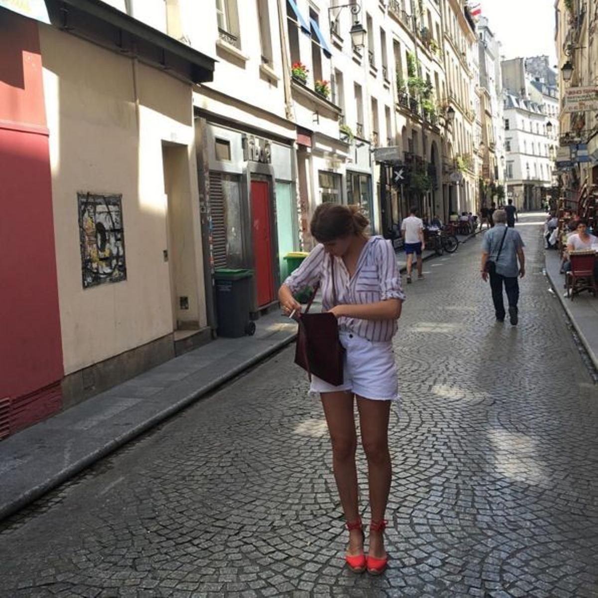 Camisa + shorts + alpargatas