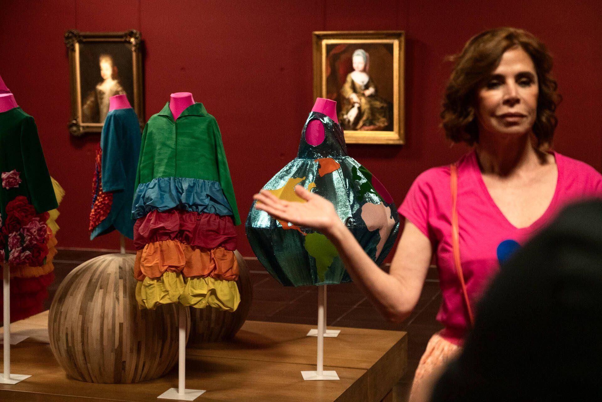 Im Museu Sa Bassa Blanca tritt Mode Ágatha Ruiz de la Prada in einen Dialog mit Kinderporträts