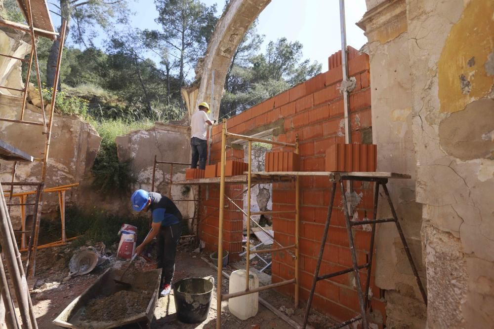 Obras de consolidación de los restos de la ermita de Sant Antoni de Xàtiva