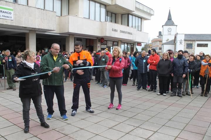 MARCHA ENTRE FUEGO