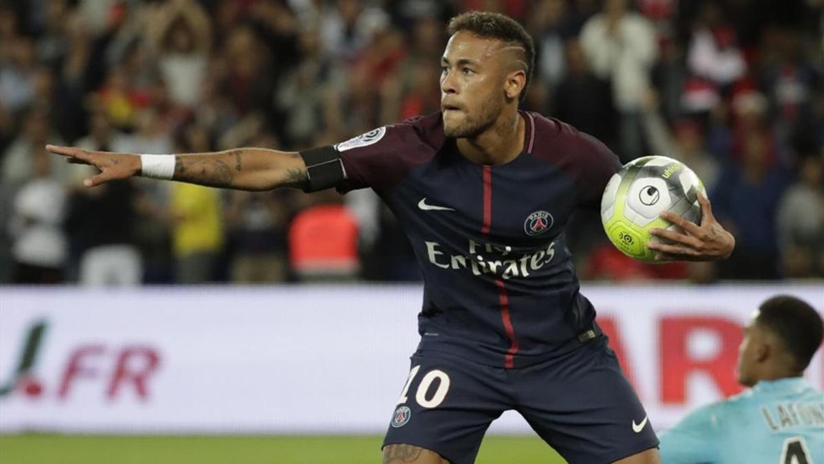 Neymar brilló ante el modesto Toulouse