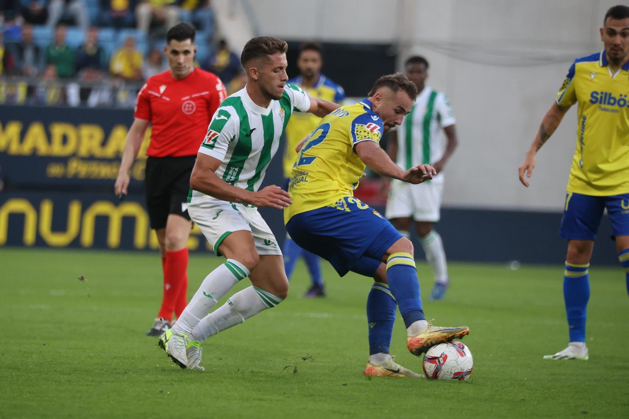 Cádiz CF-Córdoba CF | Las imágenes del partido de la Liga Hypermotion