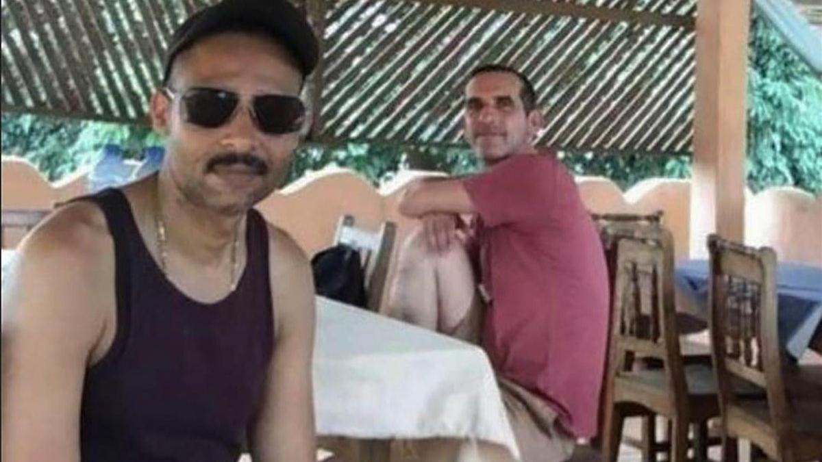 Laurent Lassimouillas (izquierda) y Patrick Picque, dos de los turistas liberados en Burkina Faso.