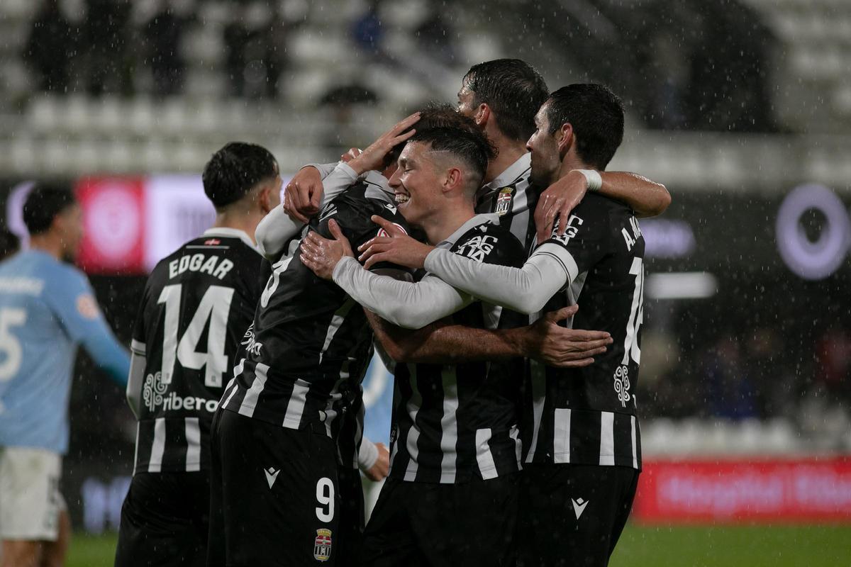 Las mejores imágenes de la victoria del FC Cartagena frente al Juventud Torremolinos Las mejores imágenes de la victoria del FC Cartagena frente al Juventud Torremolinos