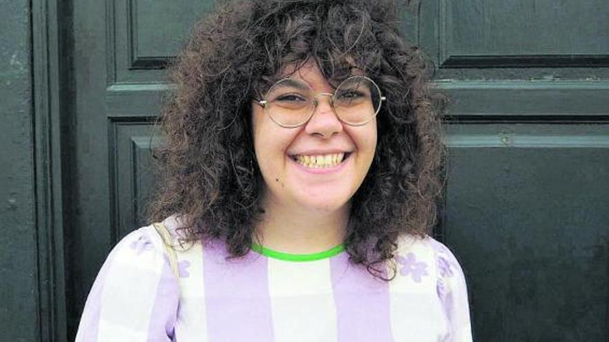 Aida González Rossi: &quot;Lo que separa a la vida de la ficción puede ser una tilde&quot;