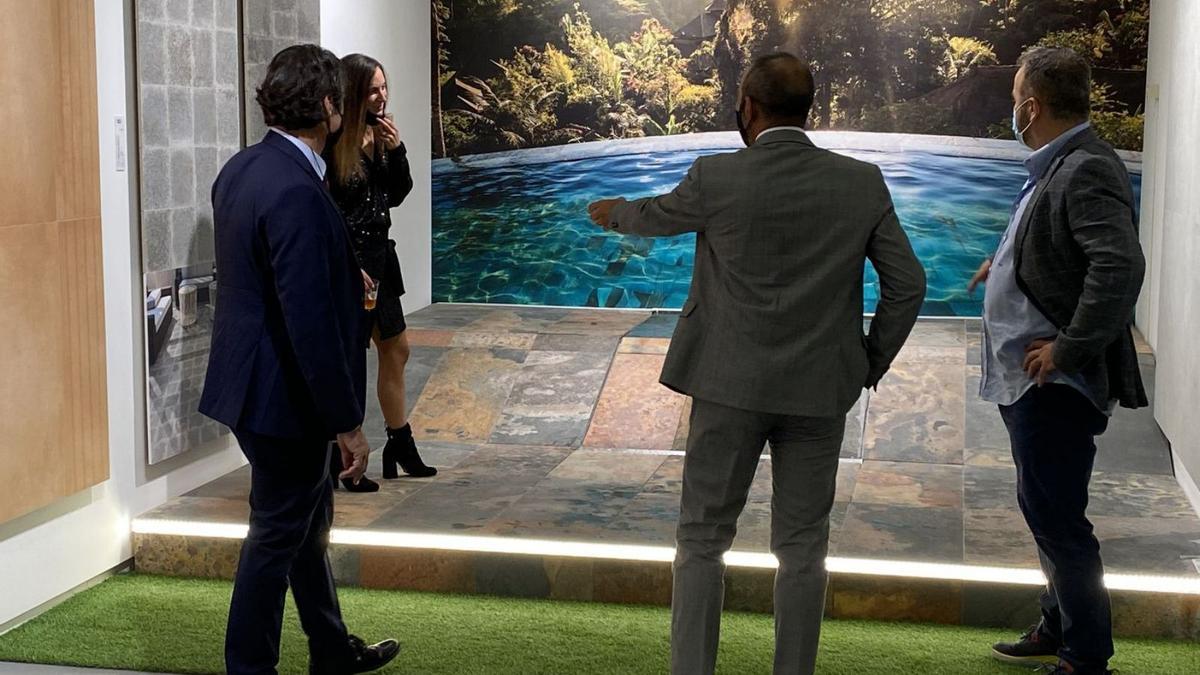 EXPOSICIÓN. La firma ha renovado por completo su estand para mostrar sus colecciones en Cersaie 2022.