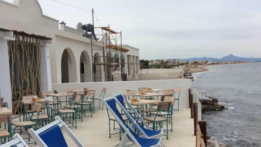 Reconstrucción exprés en la playa de les Deveses de Dénia - Información