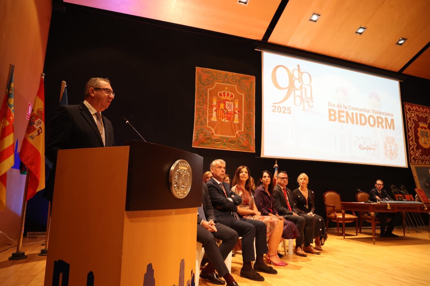 Acto del 9 d'Octubre en Benidorm