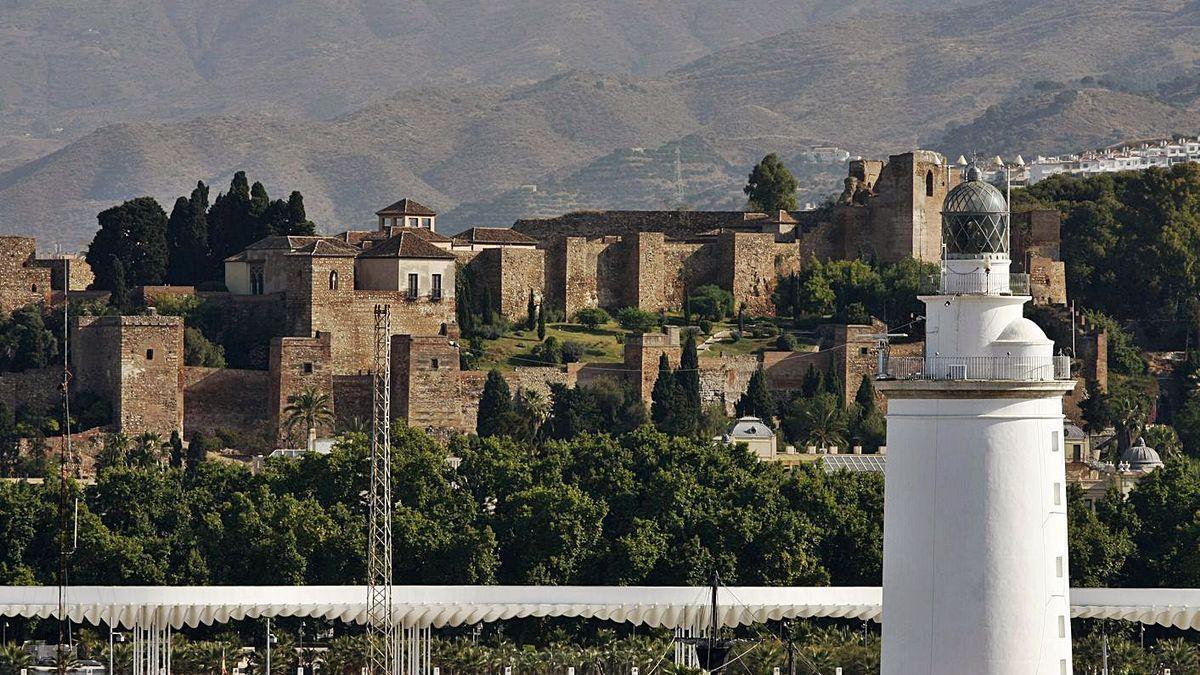 Imagen de la Alcazaba y el Castillo de Gibralfaro, que se someterán a actuaciones de rehabilitación próximamente.