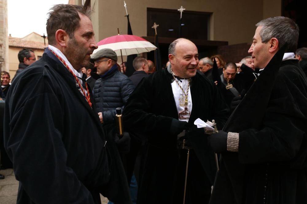 Semana Santa | Suspensión del Santo Entierro