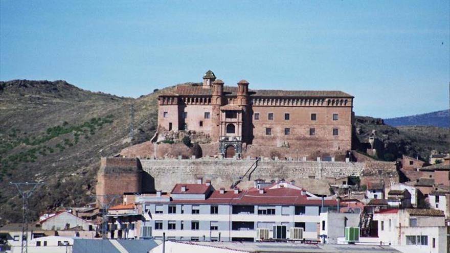 El ayuntamiento da tres meses a la comarca para desalojar su sede