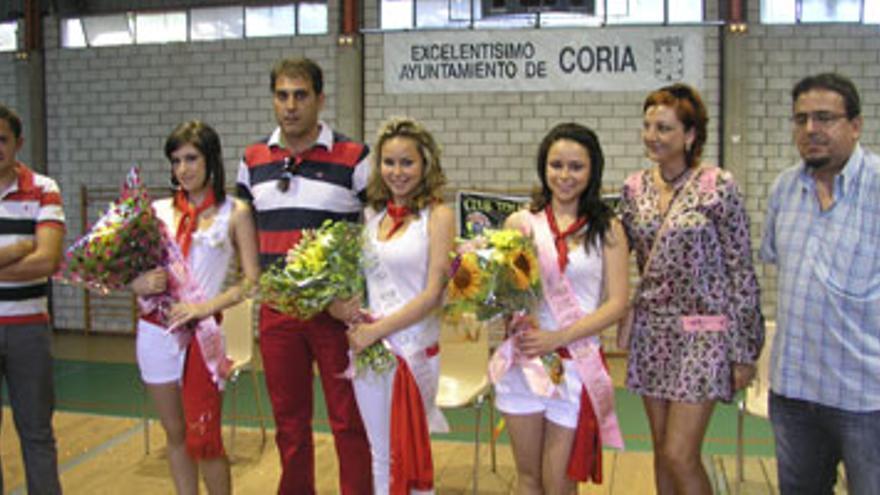 Victoria Bravo Cantero, reina de las fiestas de San Juan 2011 de Coria