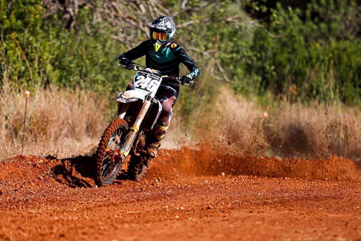 Motocross para valientes en Santa Eulària